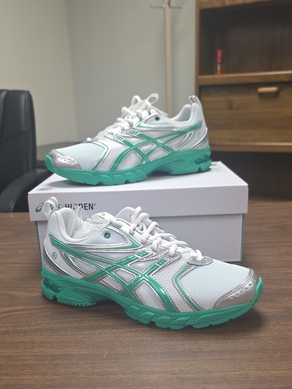 ASICS Hidden NY Gel DS Trainer 14 "Dawn" 1203A974-100 Women's 9.5 NEW